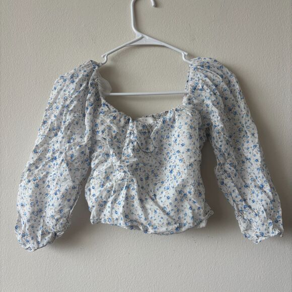 ASTR the Label White and Blue Floral Crop Top - Size Small - Picture 1 of 8